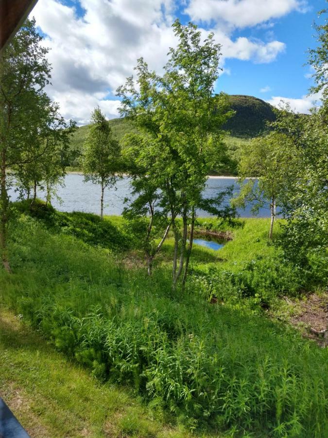 Vetsikon Leirintaemoekit Hotel Utsjoki Bagian luar foto
